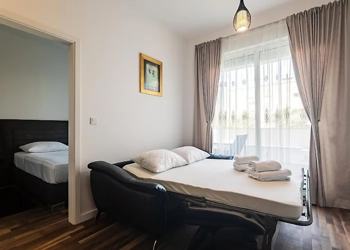 Apartamento Zeus Znjan