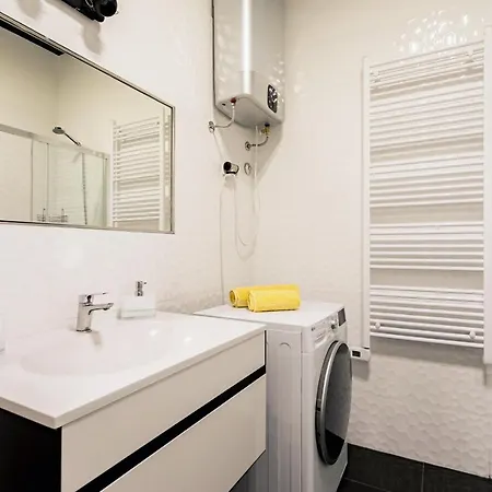 Zeus Znjan Apartament Split